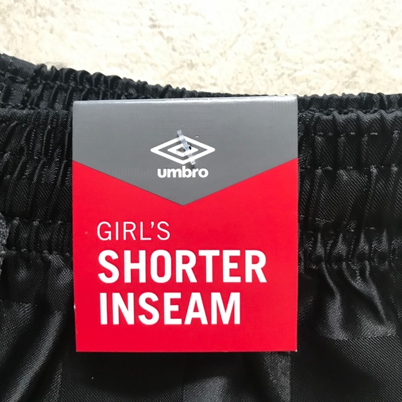 NEW Umbro Soccer Shorts Black Check Kids XXS - Picture 3 of 8